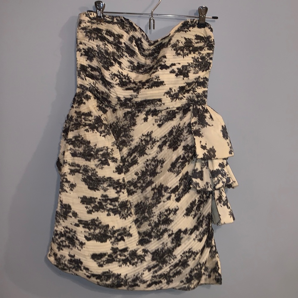 MOON COLLECTION STRAPLESS DRESS